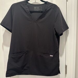 Figs Black Casma Scrub Top with Front Pockets